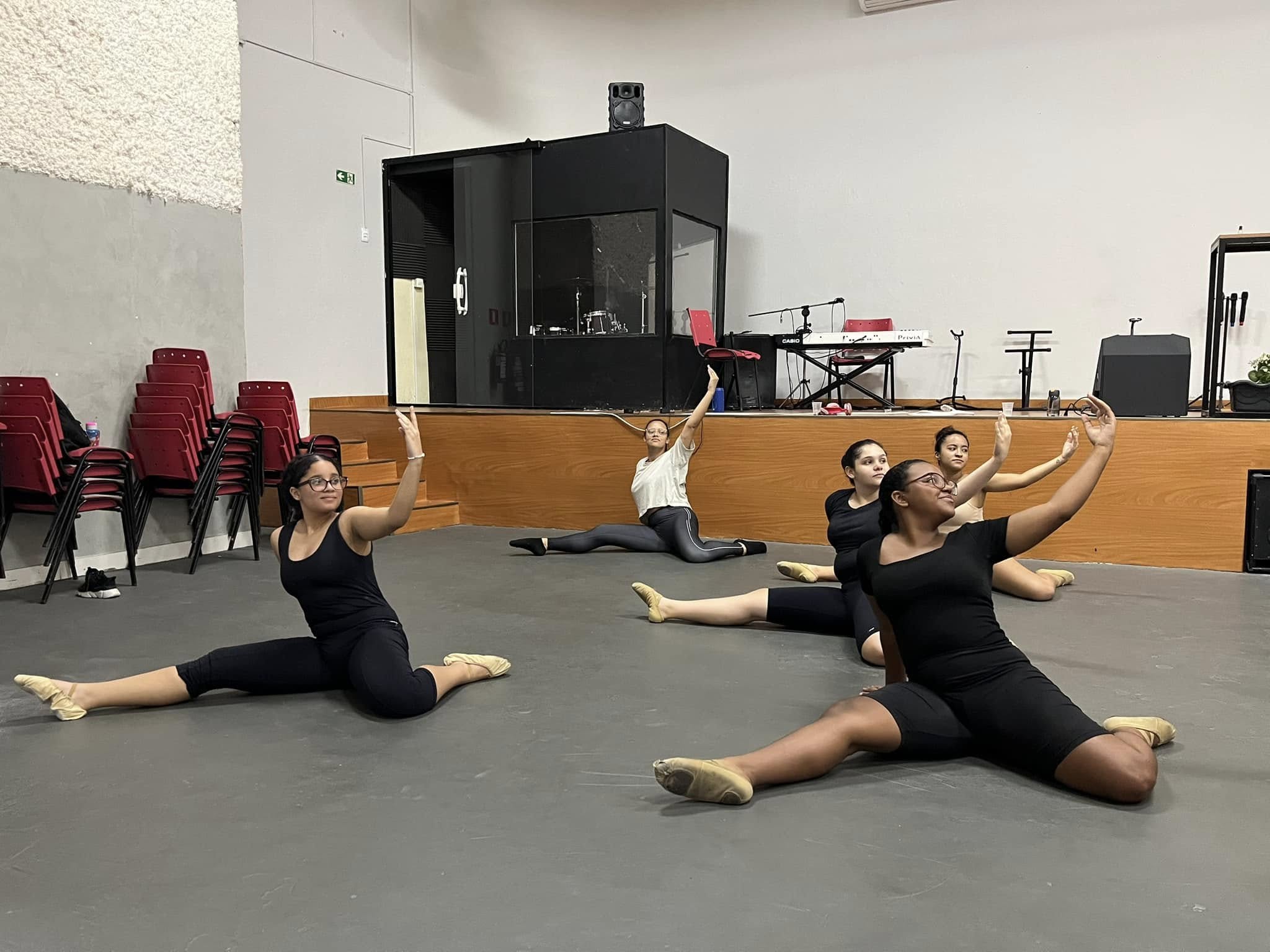 476449368_954495836771313_4352750755447695690_n (1).jpg